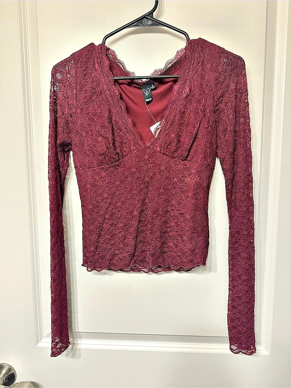 Windsor Lace Long Sleeve Top in Burgundy Size Medium NWT